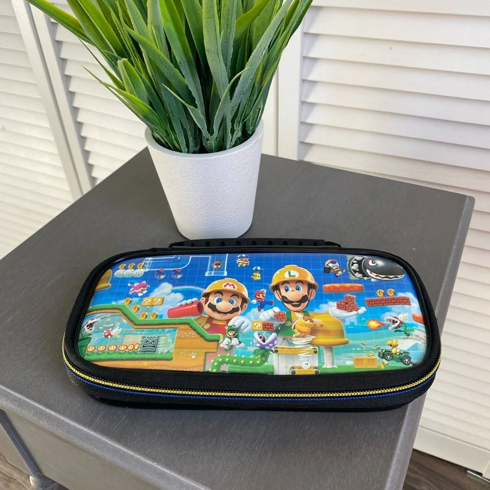 Nintendo Switch Mario Deluxe Travel Case